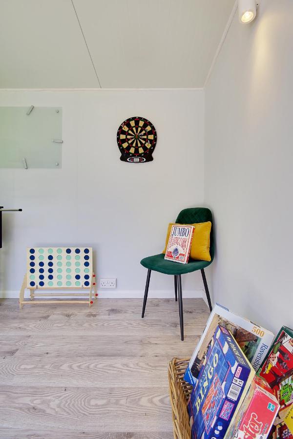 בורנמות' Seaesta Stays -Game Room&Vr &Ev Point מראה חיצוני תמונה